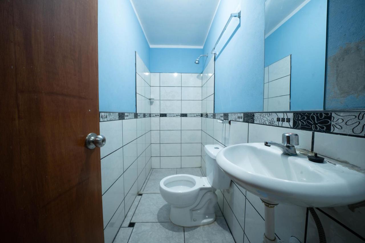 Hostal Tarapaca Ξενοδοχείο Huánuco Εξωτερικό φωτογραφία